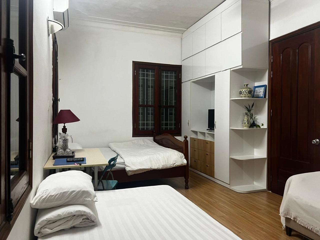 French-Styled House Appartement Hanoi Buitenkant foto
